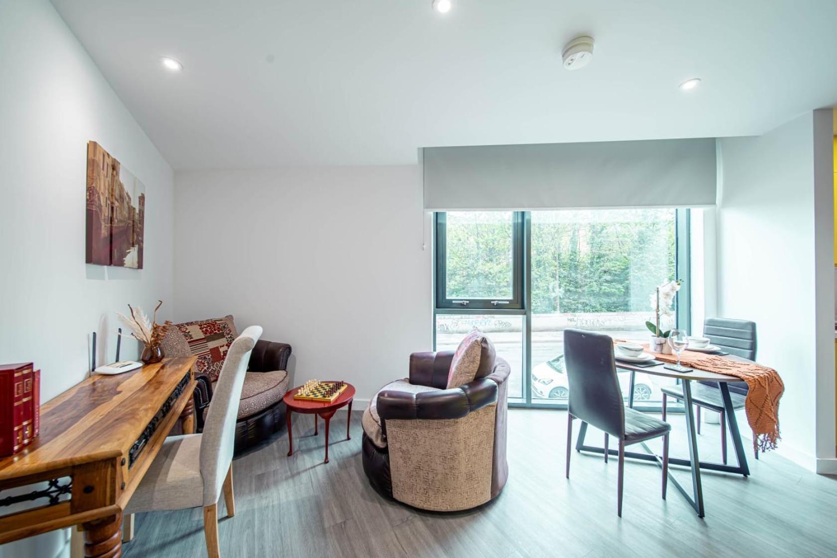 Corner Studio Apartment In שפילד מראה חיצוני תמונה