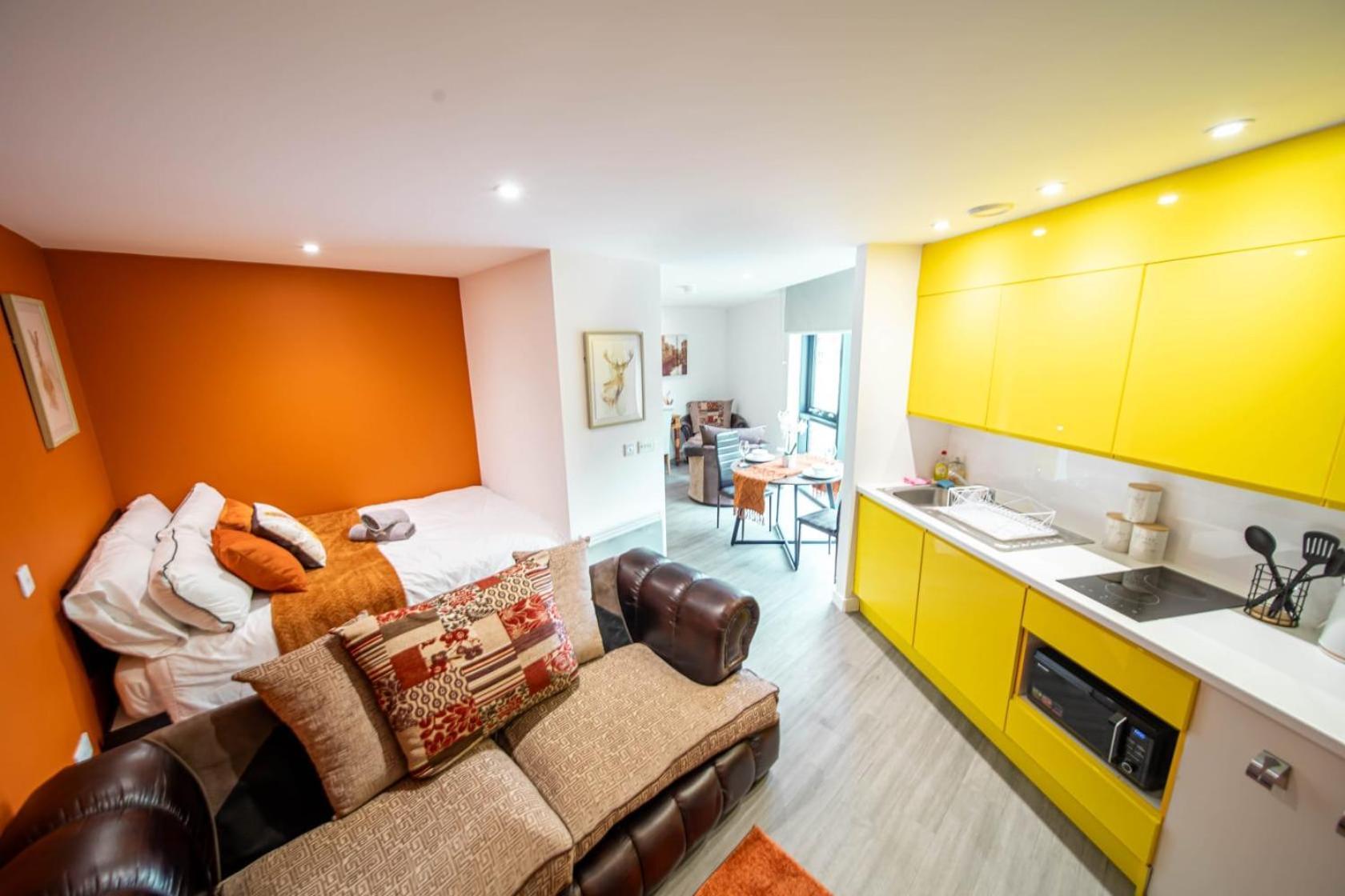 Corner Studio Apartment In שפילד מראה חיצוני תמונה